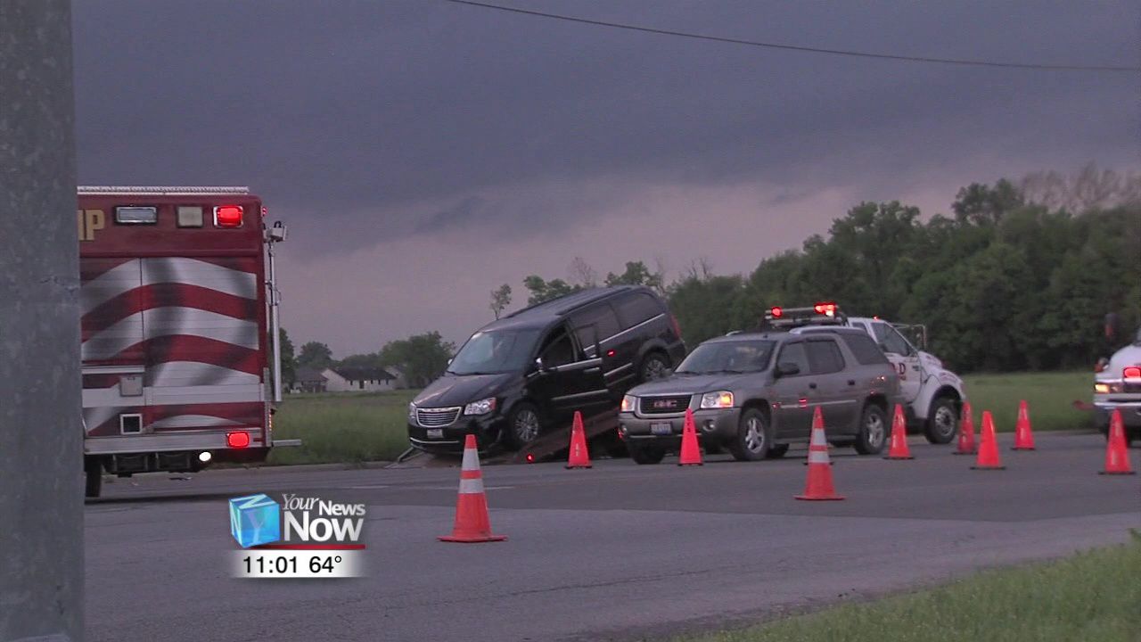 Three vehicles involved in crash1.jpg